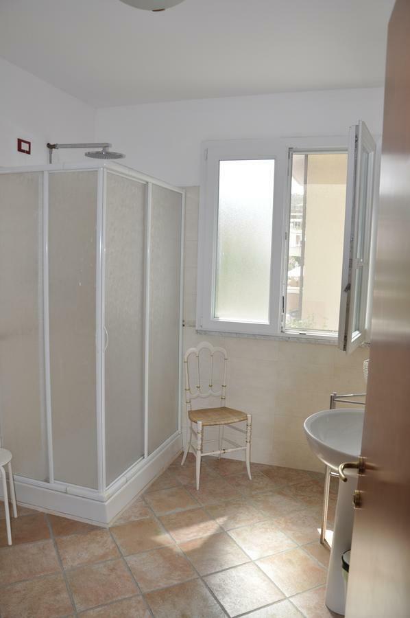 Bed & Breakfast 4U Parcheggio Interno Chiavari Luaran gambar